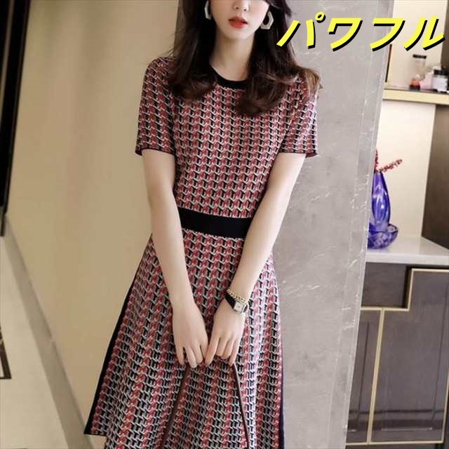 ワンピース レディース S M L レッド マルチカラー ラウンドネック 半袖 リブ ジャガード ニット セーター ニットワンピース 膝上 柄 デザイン 伸縮性 フレア Aライン ハイウエスト